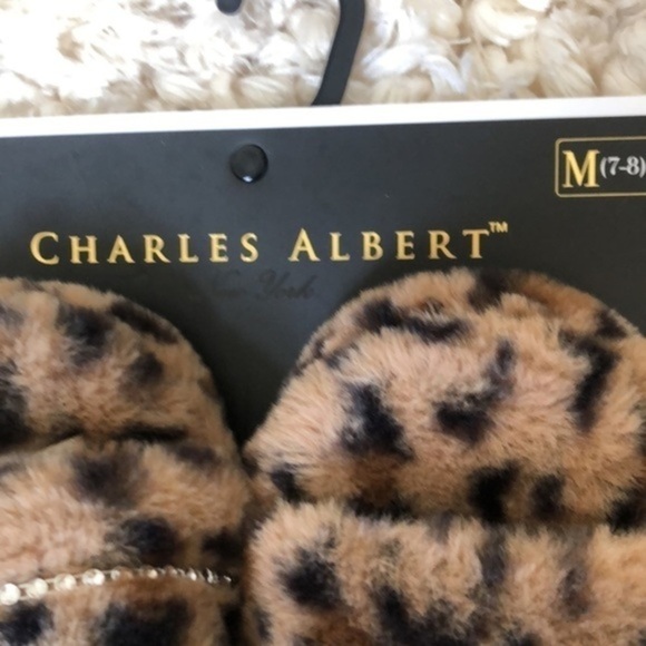 NWT Charles Albert Strap Slipper Sandals | S (7-8) - Picture 3 of 5